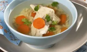 Zupa klarowna co to znaczy: poznaj sekrety perfekcyjnego rosołu
