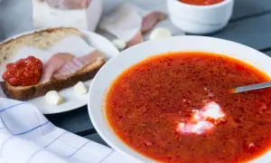 Zupełnie nowe smaki: Czym zastąpić śmietanę w zupie, by zaskoczyć?